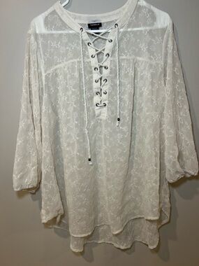 Torrid Sheer Ivory Cream Lace-Up Peasant Boho Plus Size Blouse